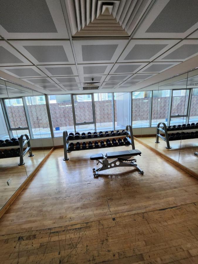 Furnished Studio Apartment Near Business Bay Metro Station Dubai Luaran gambar